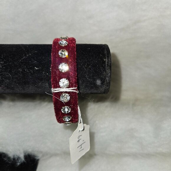 NEW Burgundy Wine Velvet Crystal Rhinestone Bracelet Funk Plus - Picture 3 of 15